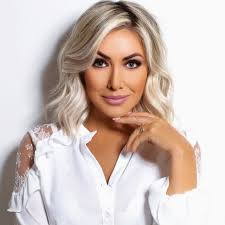 Tatiana Marcello — Founder & Sócia Mate Doce Store